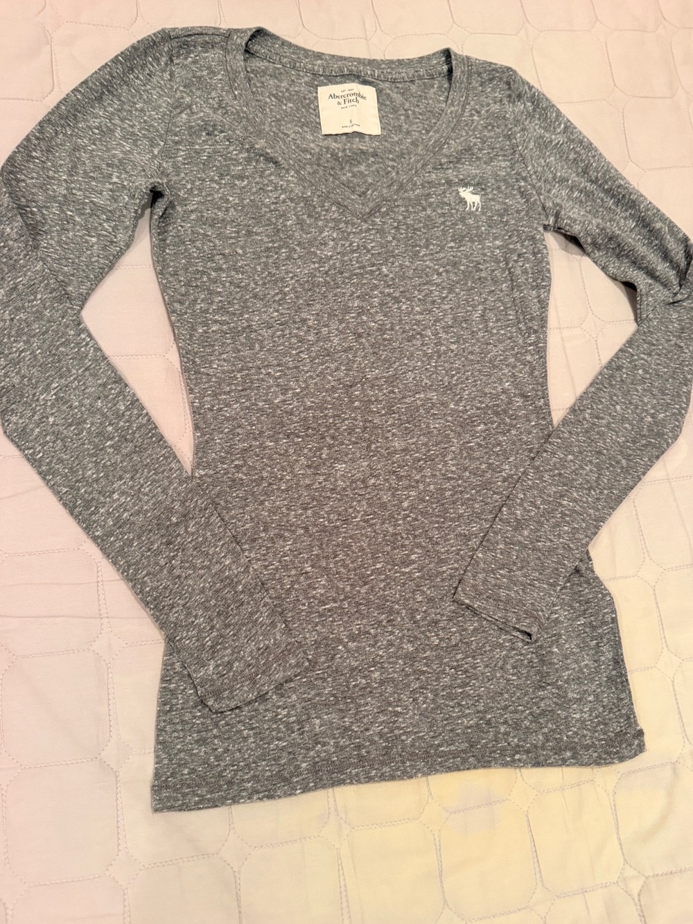 Vintage Abercrombie & Fitch Gray Heather V-Neck Long Sleeve Tee